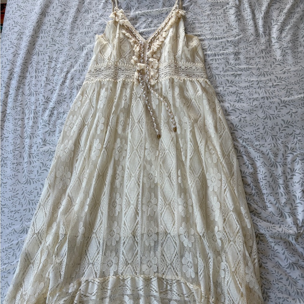 Elegant Cream Lace Dress